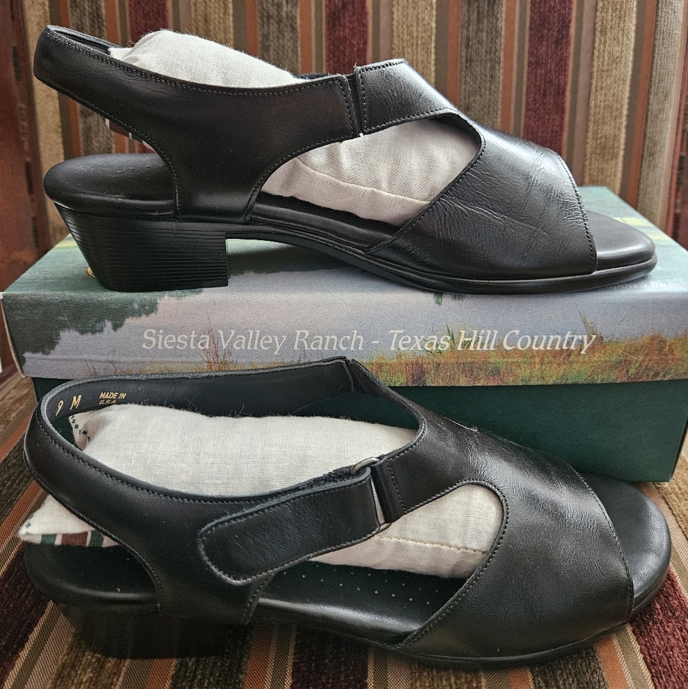 Leather, Suntimer Black SAS. NEW size 9M